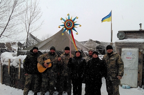 Брати - семінаристи з колядою відвідали військових Української армії що знаходяться на Донеччині